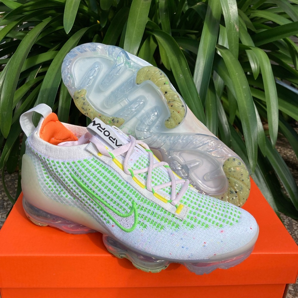 Nike Air Vapormax 2021 Flyknit - Picture 5 of 6